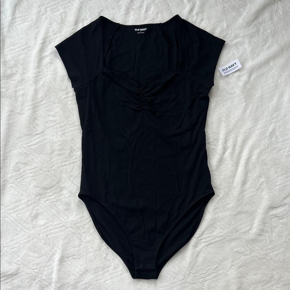 Old Navy Black Ribbed Bodysuit Size Large NWT Cap Sleeve Ruched Bust